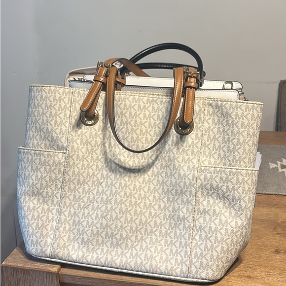 Michael Kors Beige and Brown Tote Bag - Picture 1 of 3